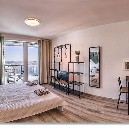 Waterfront Boutique Suite Budapest Bagian luar foto