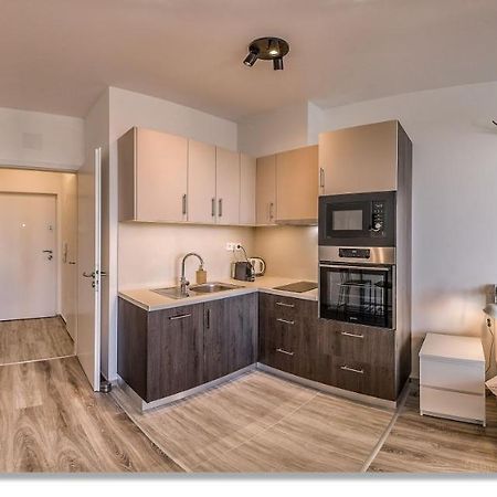 Waterfront Boutique Suite Budapest Bagian luar foto